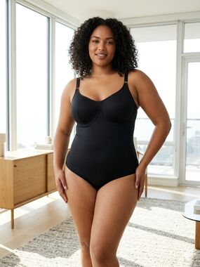 FeelinGirl NWT Women’s Black Shaping Bodysuit Sz XXL